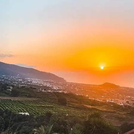 Сasa de vacaciones Canarian With Terrace Surrounded By Garden - Alisios